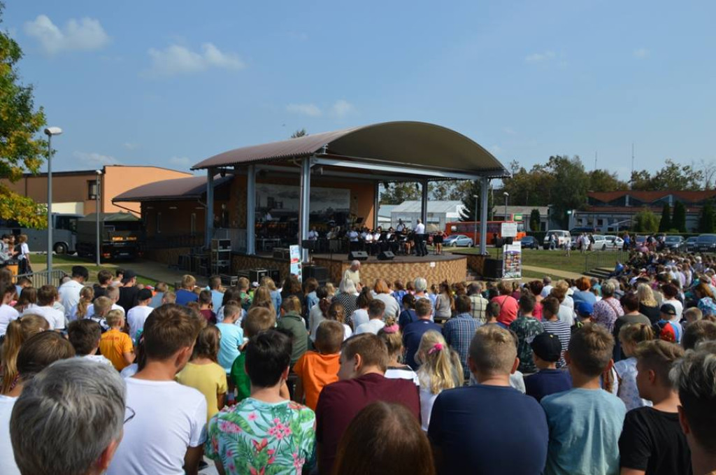 Patriotyczny koncert w Stąporkowie [zdjęcia]