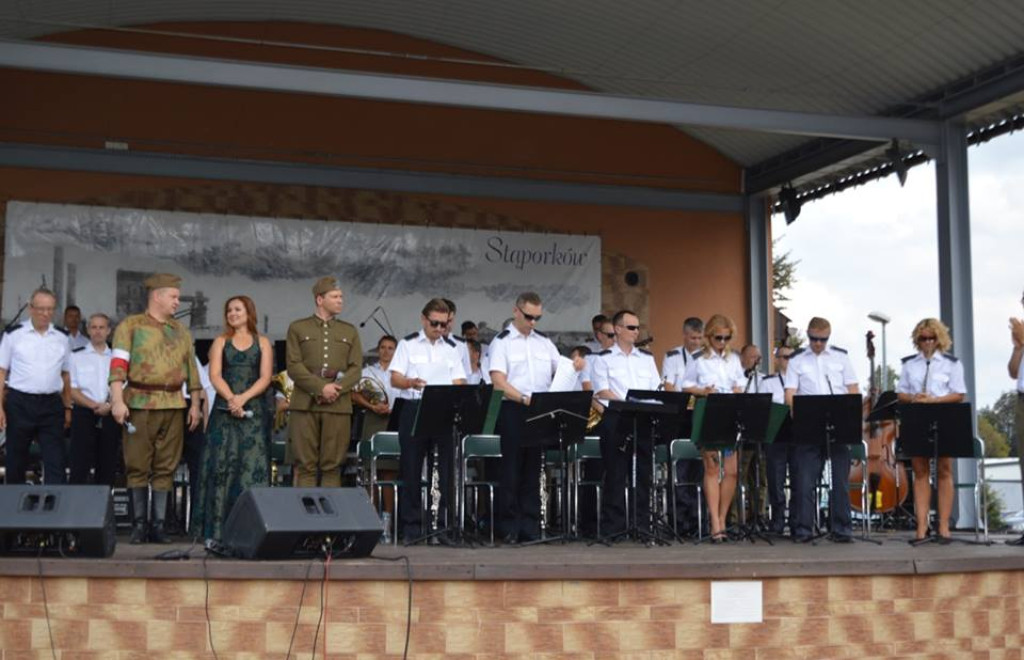 Patriotyczny koncert w Stąporkowie [zdjęcia]