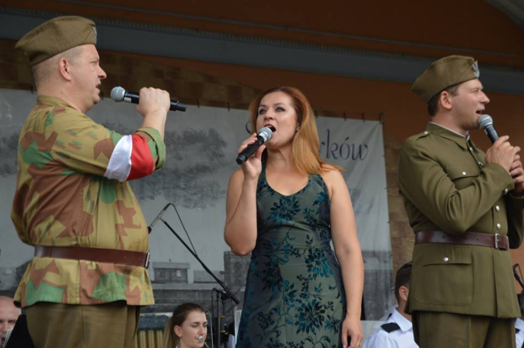 Patriotyczny koncert w Stąporkowie [zdjęcia]