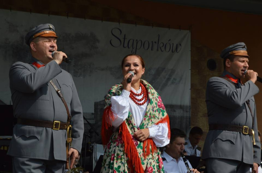 Patriotyczny koncert w Stąporkowie [zdjęcia]