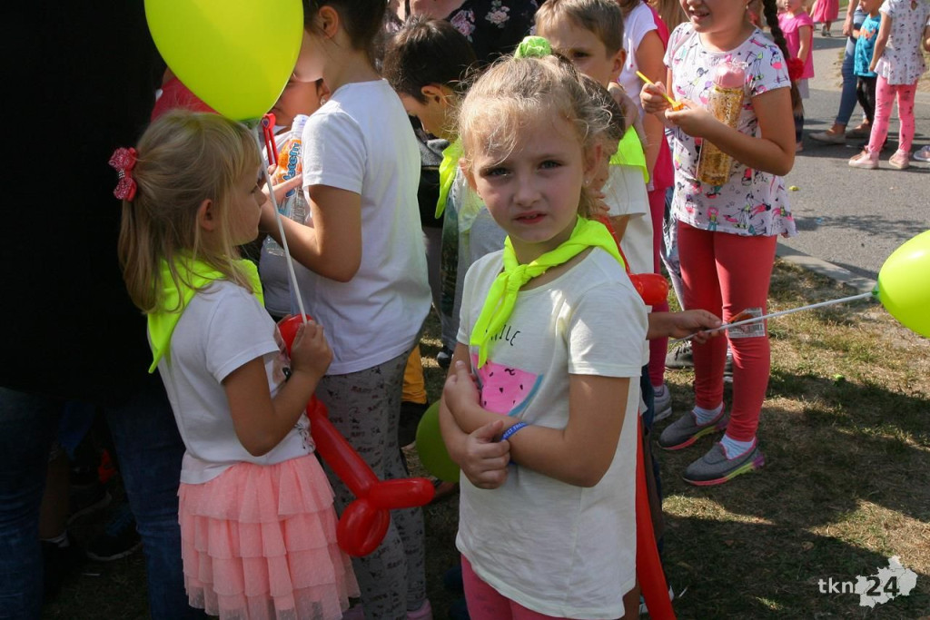 Konecczanie są ekologiczni. Tłumy zamieniły surowce wtórne na drzewka [wideo, zdjęcia]