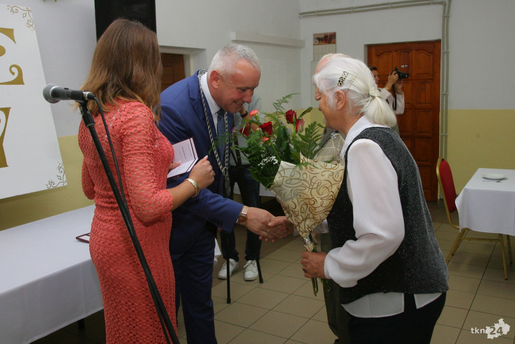 Dziewięć par z gminy Gowarczów przeżywało swoje złote gody! [wideo, zdjęcia]