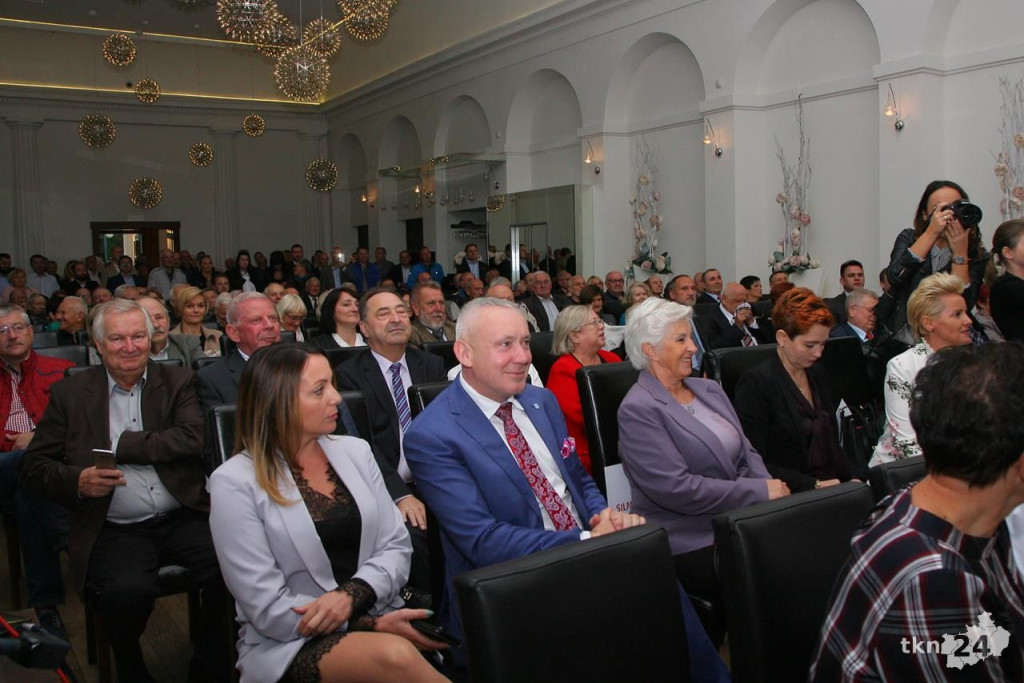 Prezydent Kwaśniewski w Końskich. Relacja wideo
