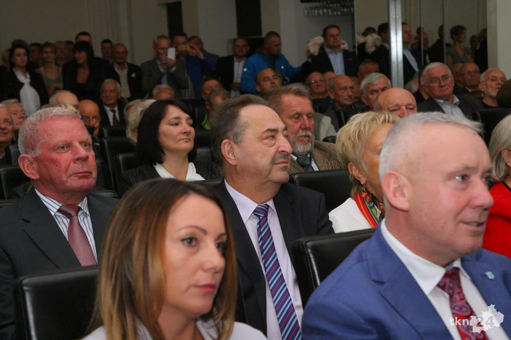 Prezydent Kwaśniewski w Końskich. Relacja wideo