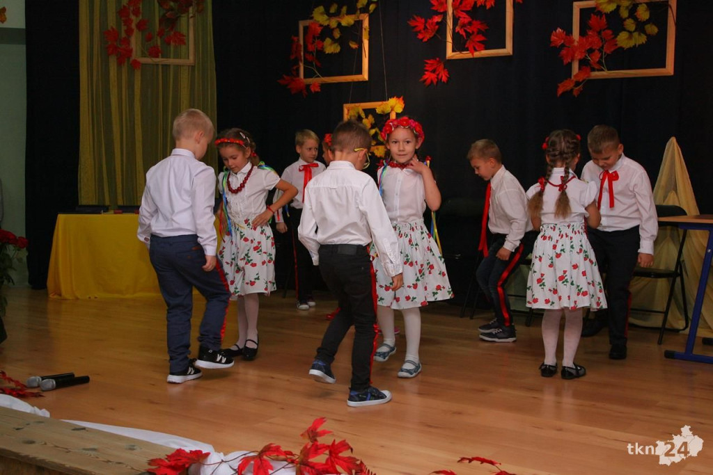 Gminny Dzień Nauczyciela w Końskich z mnóstwem nagród! [fotorelacja]