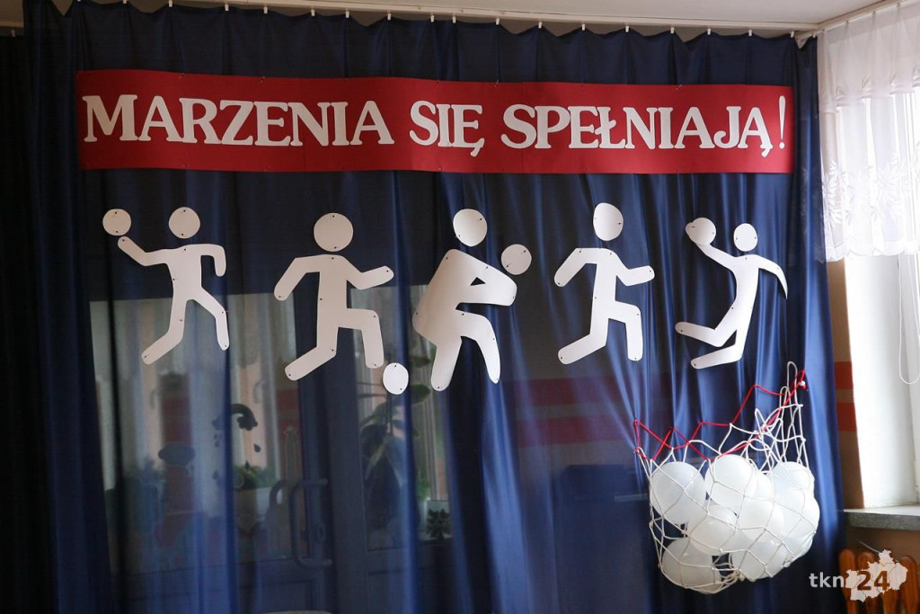 Relacja wideo: Hala w Kapałowie z wmurowanym aktem erekcyjnym