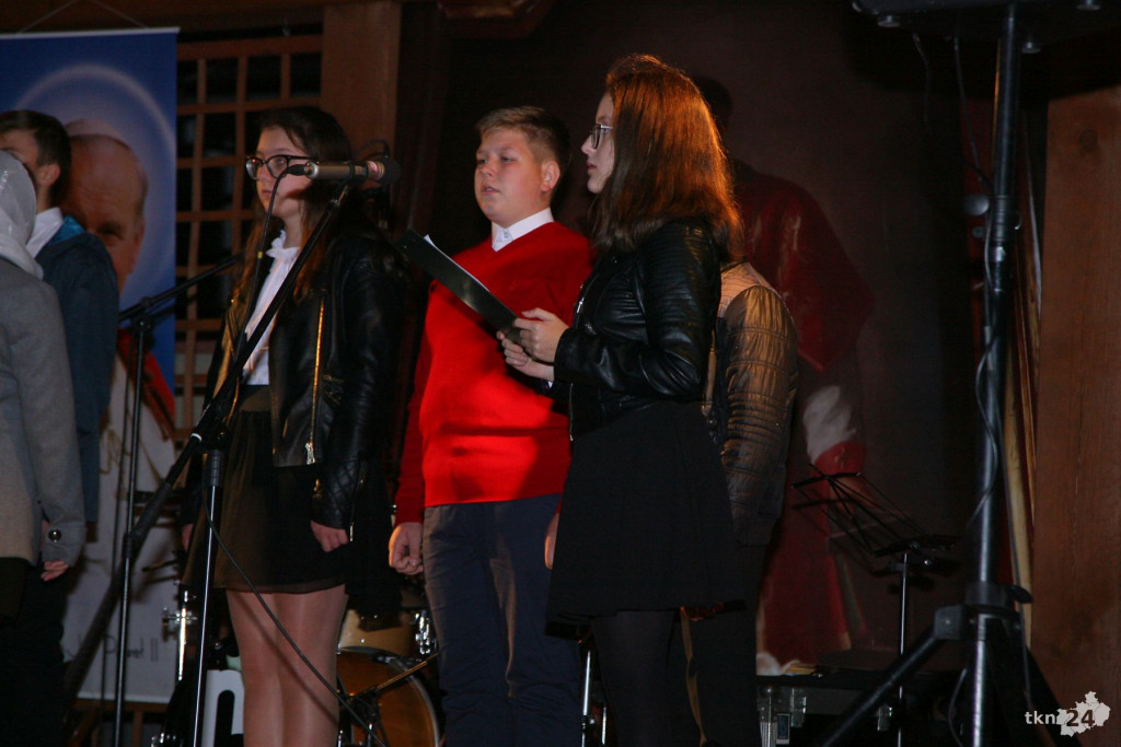 Lipa: Dzień Papieski i koncert Tomasza Kamińskiego [wideo, zdjęcia]
