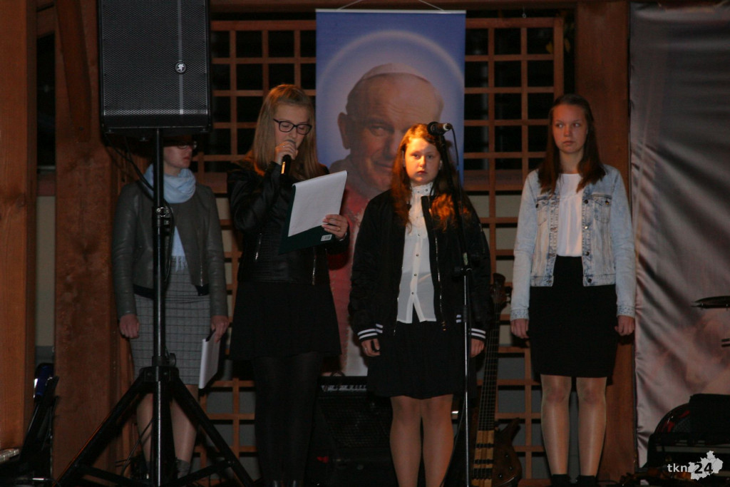 Lipa: Dzień Papieski i koncert Tomasza Kamińskiego [wideo, zdjęcia]