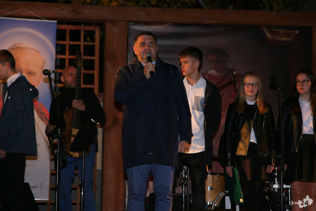 Lipa: Dzień Papieski i koncert Tomasza Kamińskiego [wideo, zdjęcia]
