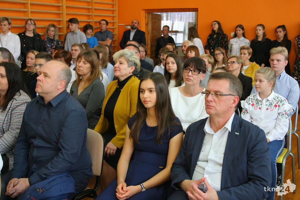 Najlepsi uczniowie gminy Końskie nagrodzeni! [wideo, zdjęcia]