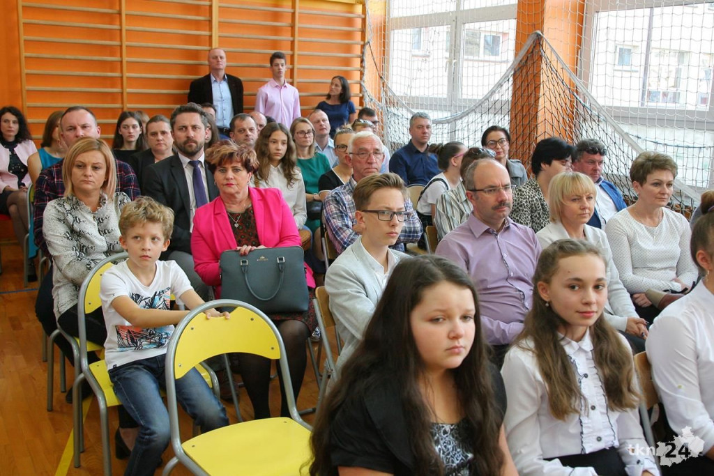 Najlepsi uczniowie gminy Końskie nagrodzeni! [wideo, zdjęcia]