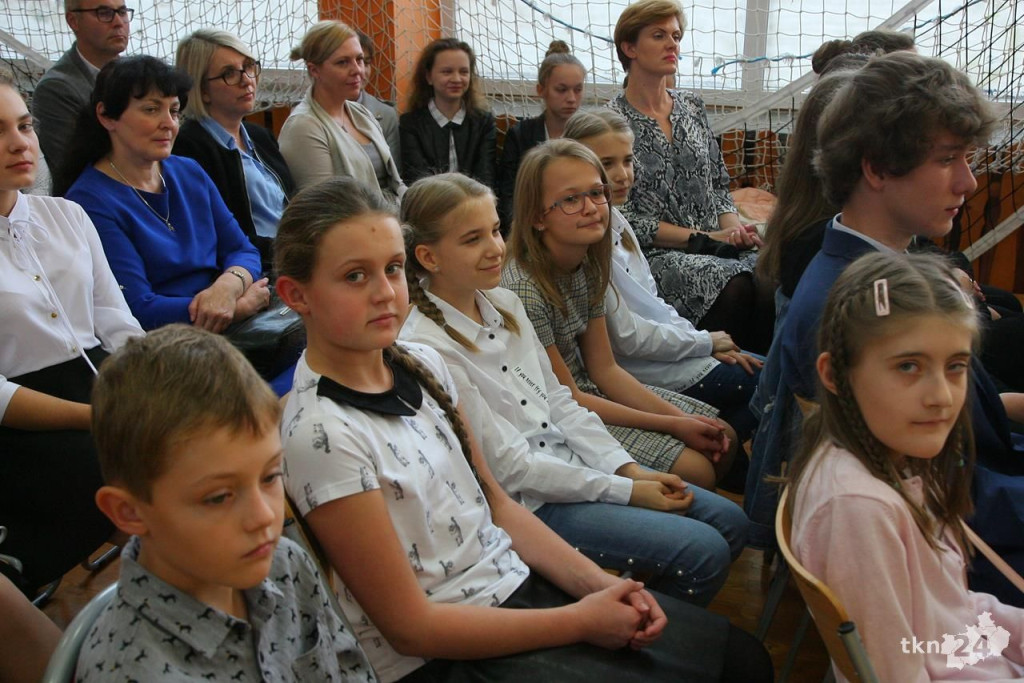 Najlepsi uczniowie gminy Końskie nagrodzeni! [wideo, zdjęcia]