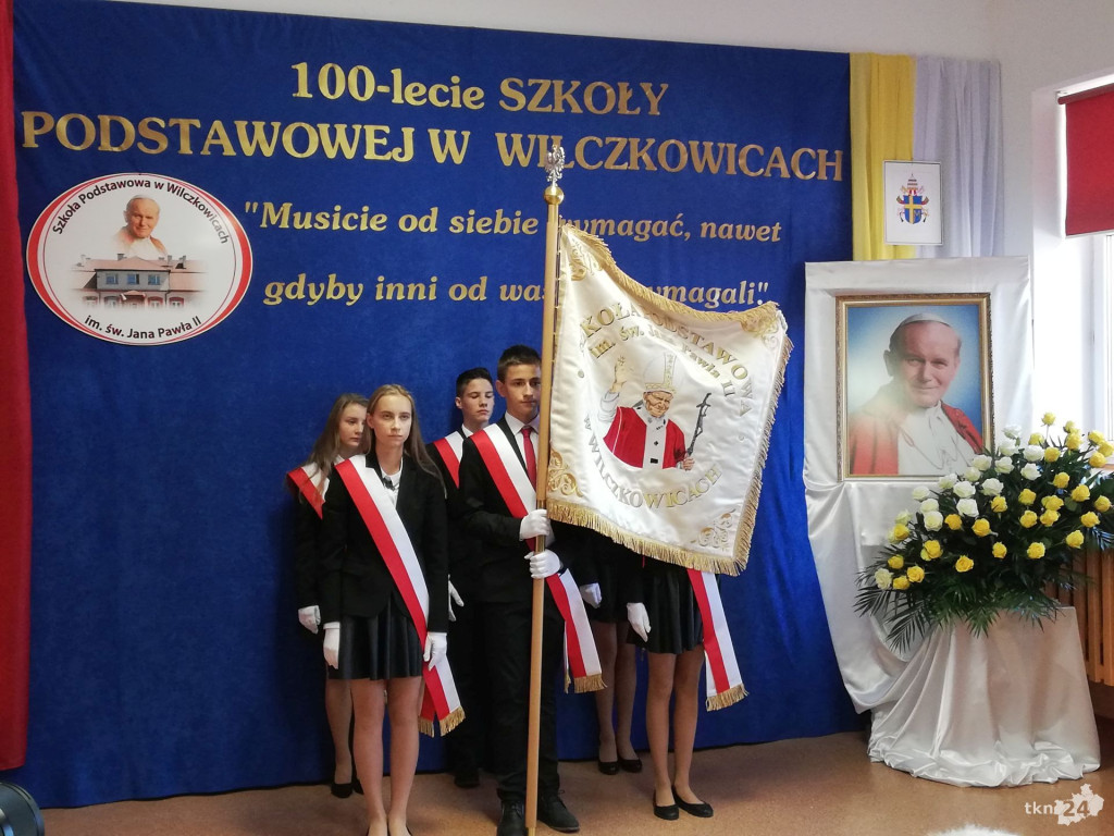 Wilczkowice: Nadali imię szkole na jej setne urodziny! [wideo, zdjęcia]