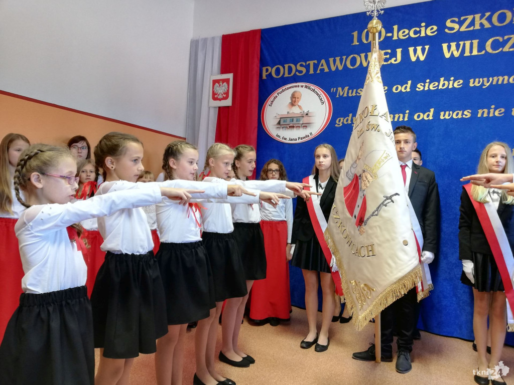 Wilczkowice: Nadali imię szkole na jej setne urodziny! [wideo, zdjęcia]