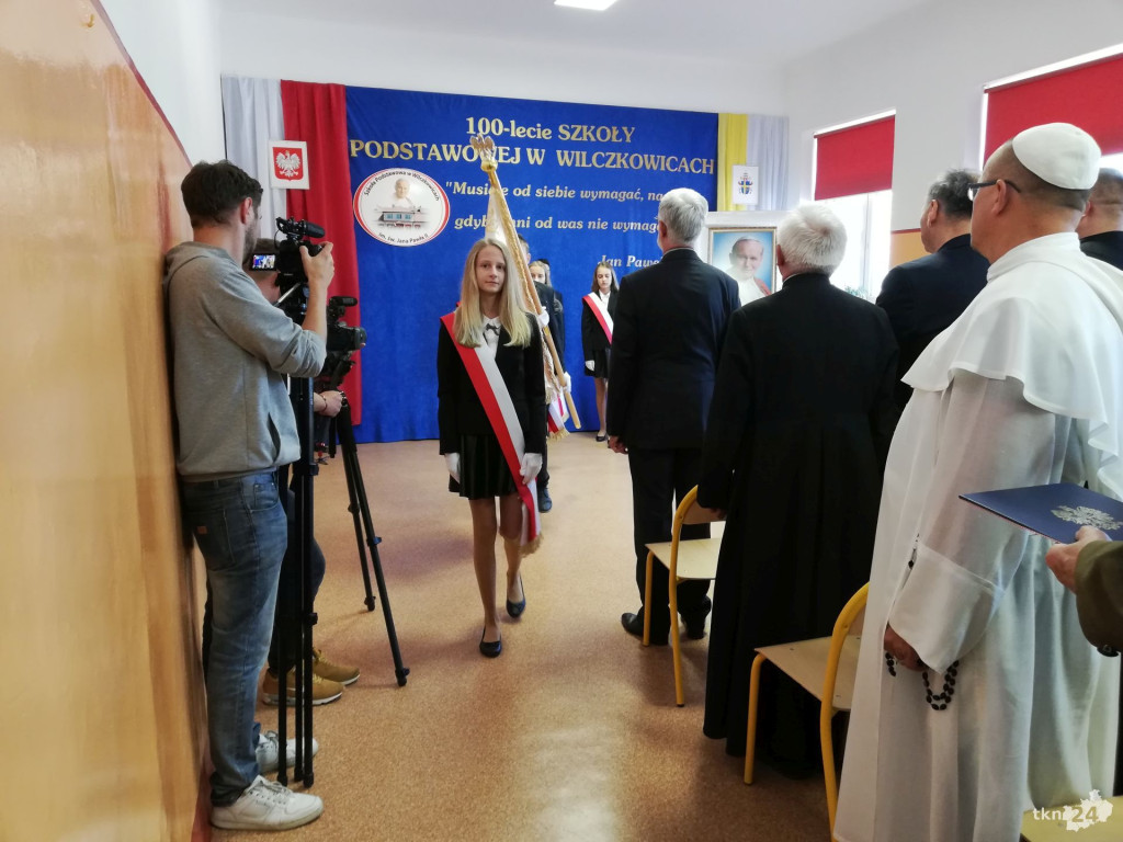 Wilczkowice: Nadali imię szkole na jej setne urodziny! [wideo, zdjęcia]
