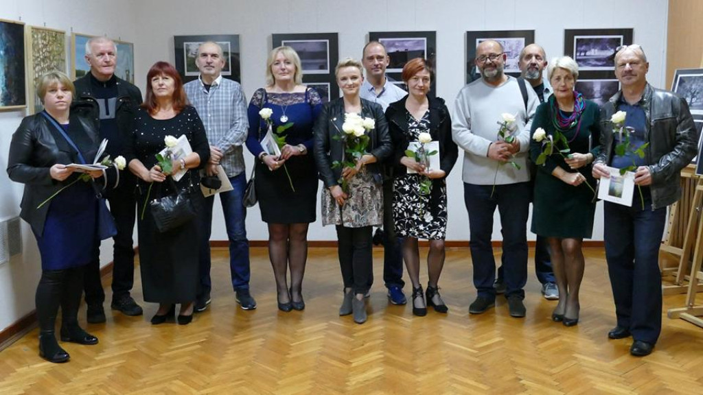 W Końskich można oglądać wystawę poplenerową [wideo, zdjęcia]