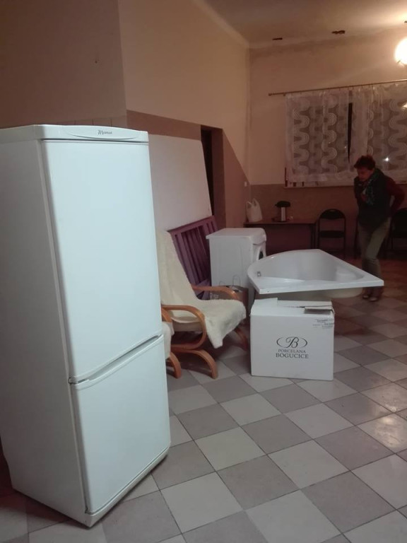 Strażacy niosą pomoc dla pogorzelców z Wólki Plebańskiej [zdjęcia, wideo]