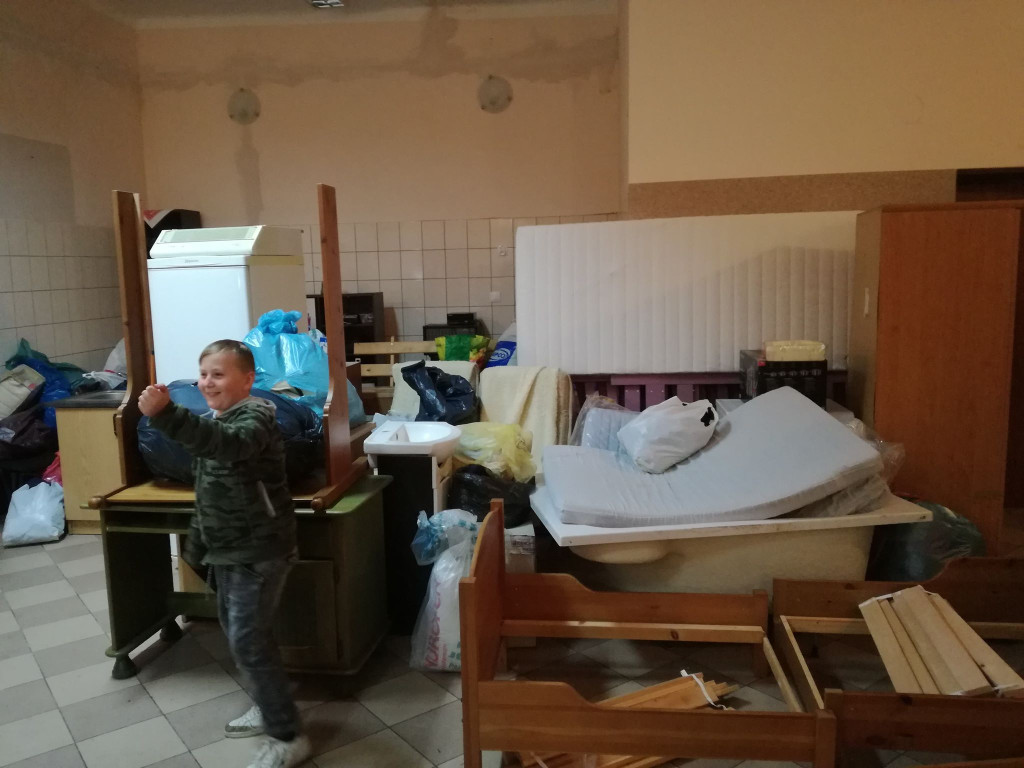 Strażacy niosą pomoc dla pogorzelców z Wólki Plebańskiej [zdjęcia, wideo]
