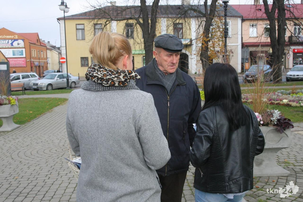 Jesień z Fines. Akcja społeczna koneckiej placówki [zdjęcia]