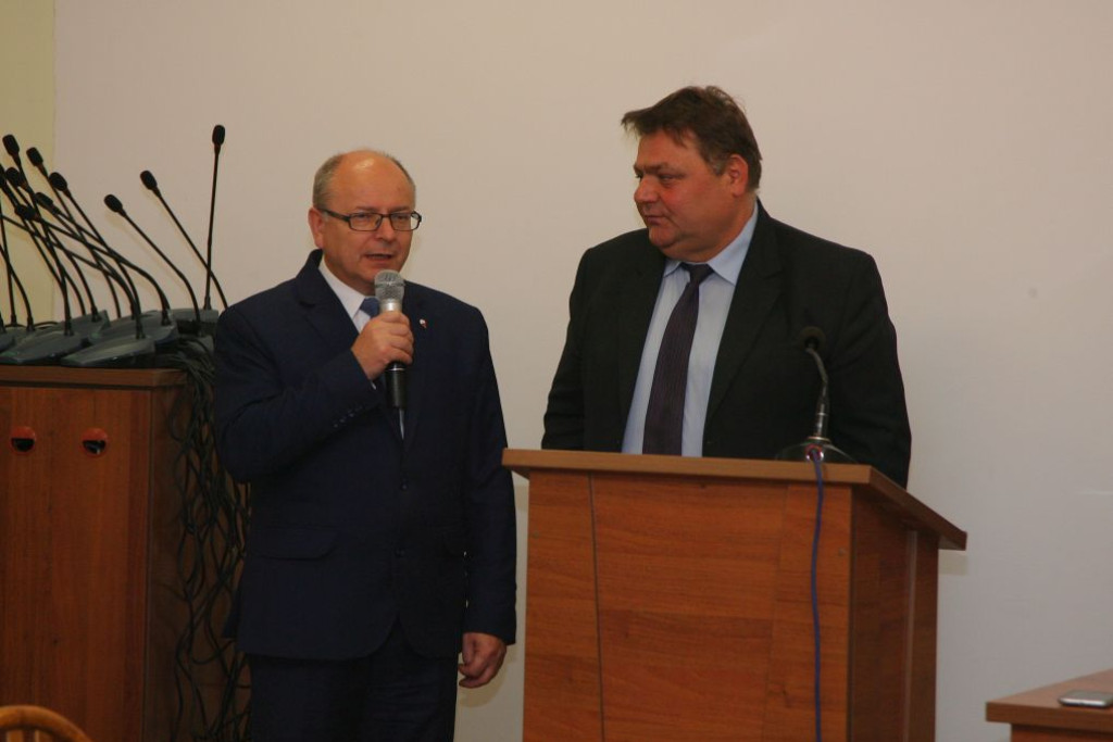 Radni ostatni raz spotkali się w kadencji 2014-2018 [wideo, zdjęcia]