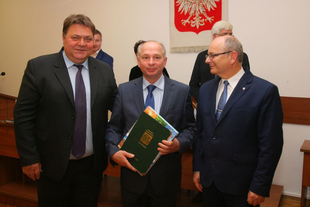 Radni ostatni raz spotkali się w kadencji 2014-2018 [wideo, zdjęcia]