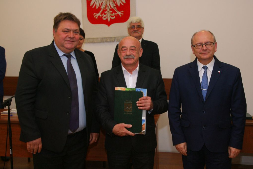 Radni ostatni raz spotkali się w kadencji 2014-2018 [wideo, zdjęcia]