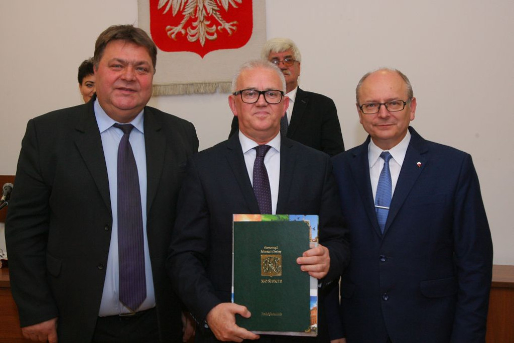 Radni ostatni raz spotkali się w kadencji 2014-2018 [wideo, zdjęcia]
