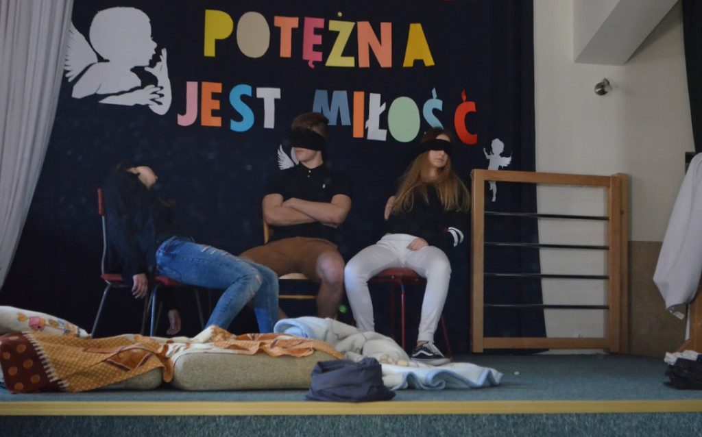 Tradycyjnie w I LO zamiast Halloween odbył się Dzień Anioła! [zdjęcia]