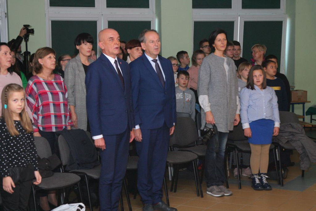 Rajd Niepodległości z akademią i nagrodami dla Superpiechurów [wideo, zdjęcia]