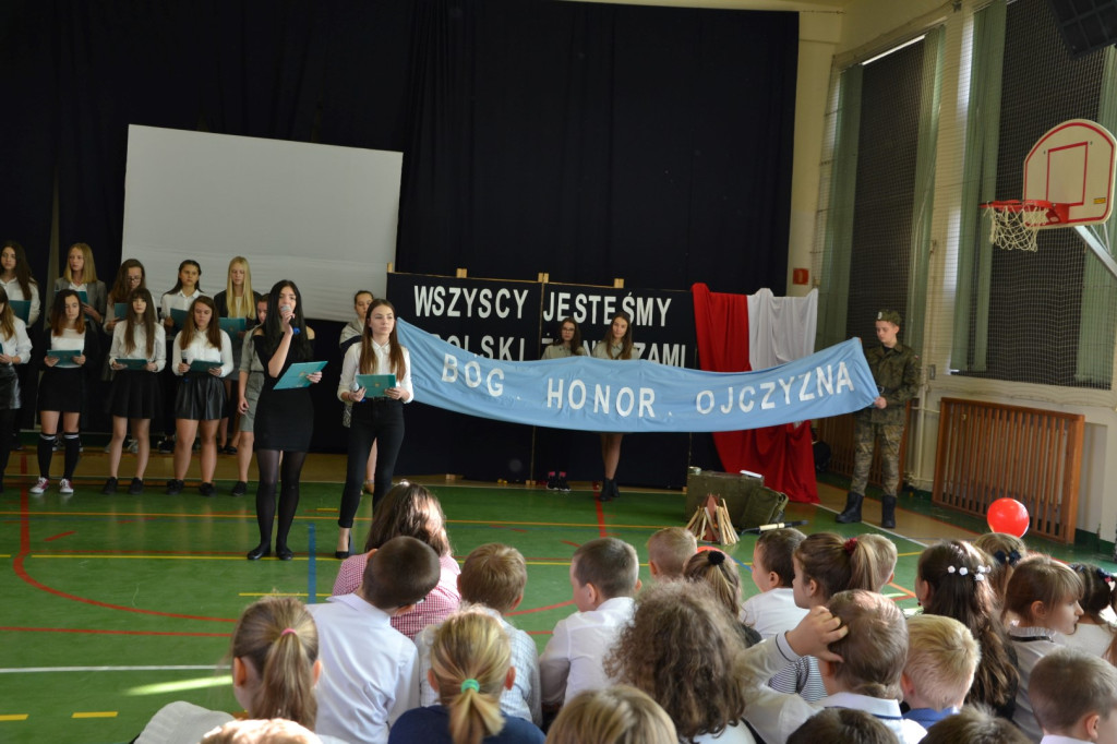 W Rogowie świętowali niepodległość [zdjęcia]