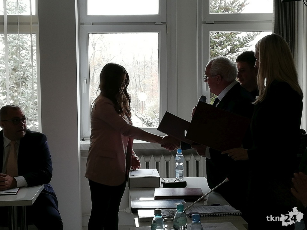Relacja wideo: I uroczysta sesja nowej Rady Miasta i Gminy Stąporków