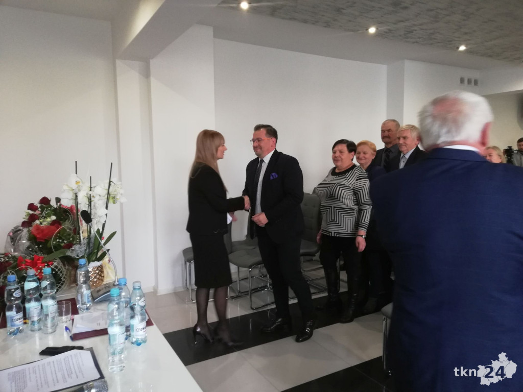 Relacja wideo: I uroczysta sesja nowej Rady Miasta i Gminy Stąporków