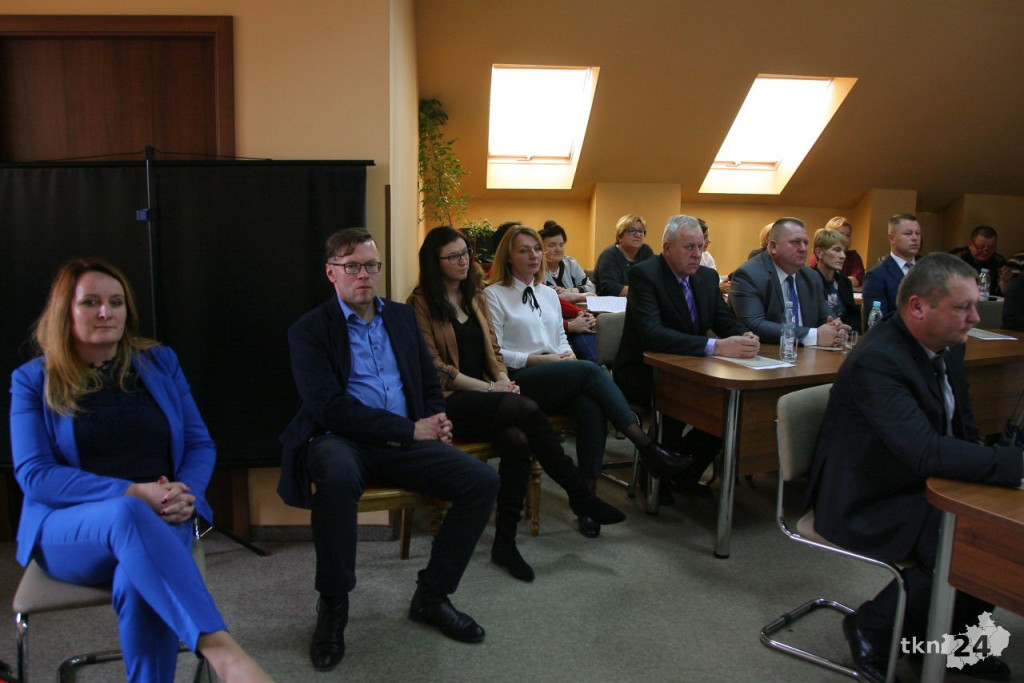 Nowy wójt Smykowa już zaprzysiężony. Znamy przewodniczącą Rady Gminy [fotorelacja]