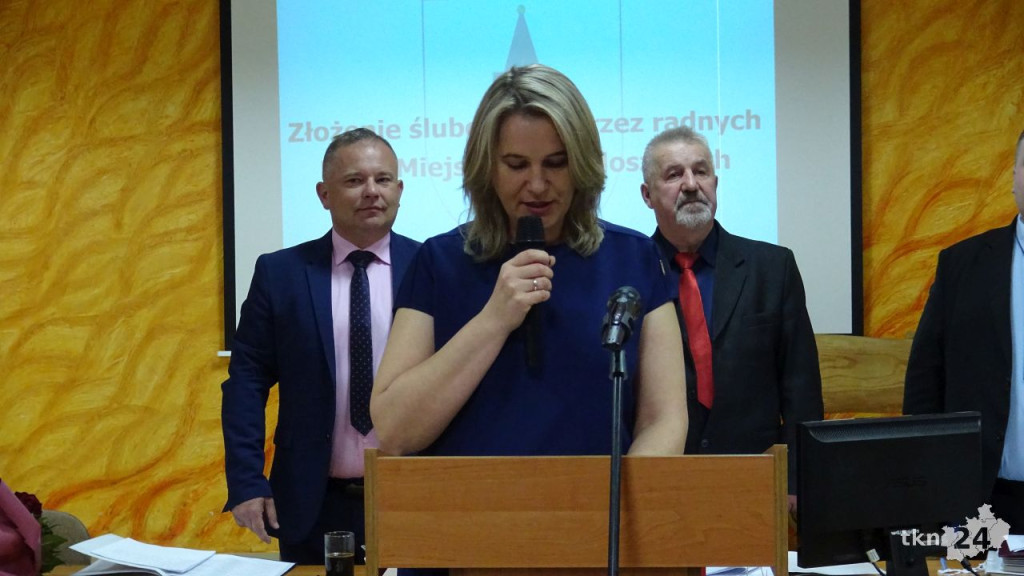 Radoszyce: Jankowski przewodniczącym, Pękala i radni zaprzysiężeni [fotorelacja]