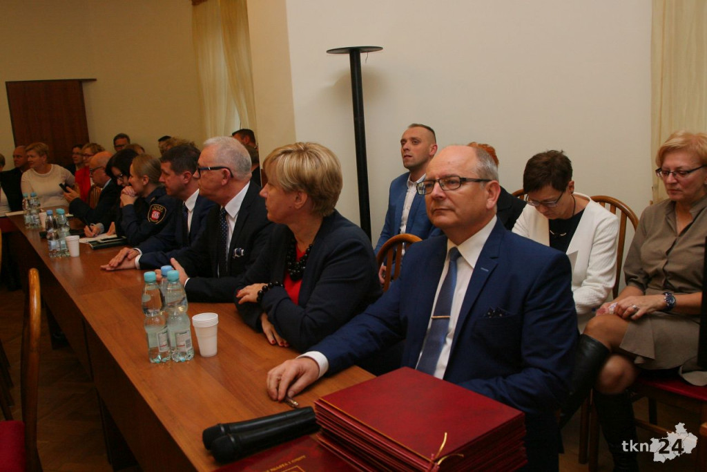 Relacja wideo: I sesja Rady Miasta i Gminy Końskie 2018-23