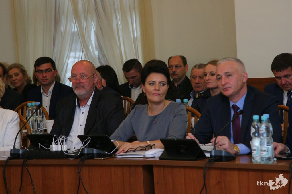Relacja wideo: I sesja Rady Miasta i Gminy Końskie 2018-23