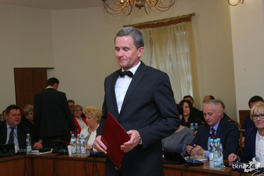 Relacja wideo: I sesja Rady Miasta i Gminy Końskie 2018-23