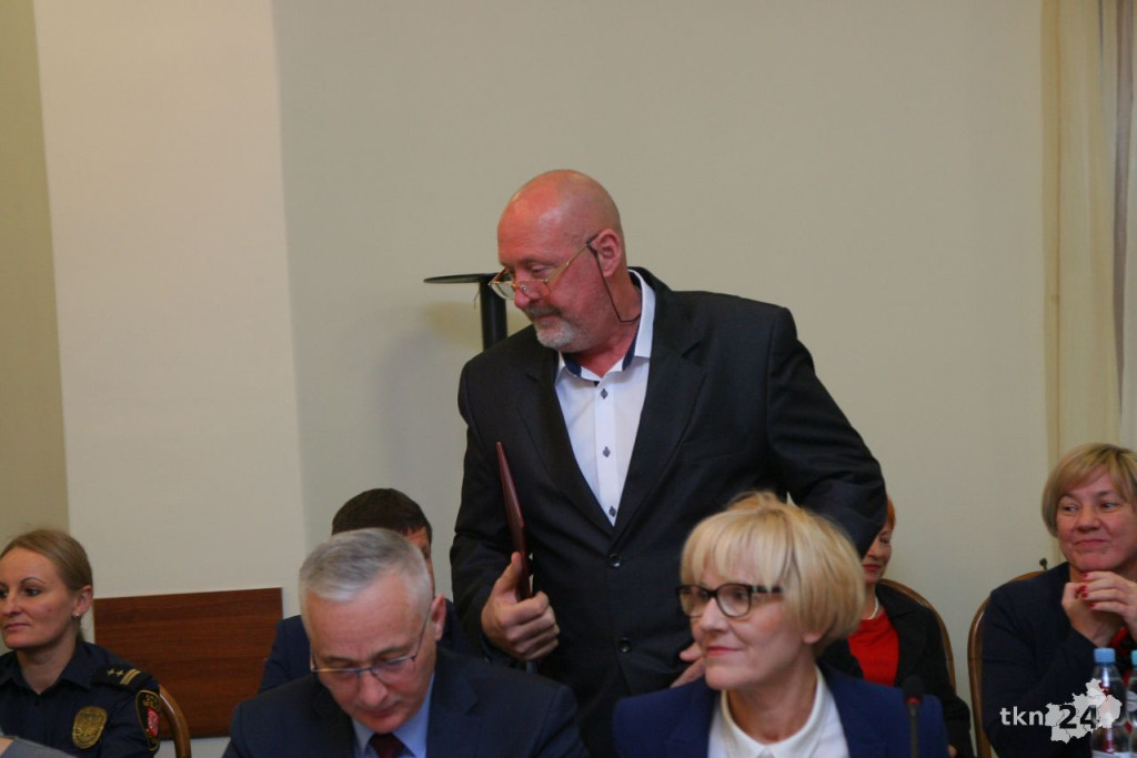 Relacja wideo: I sesja Rady Miasta i Gminy Końskie 2018-23