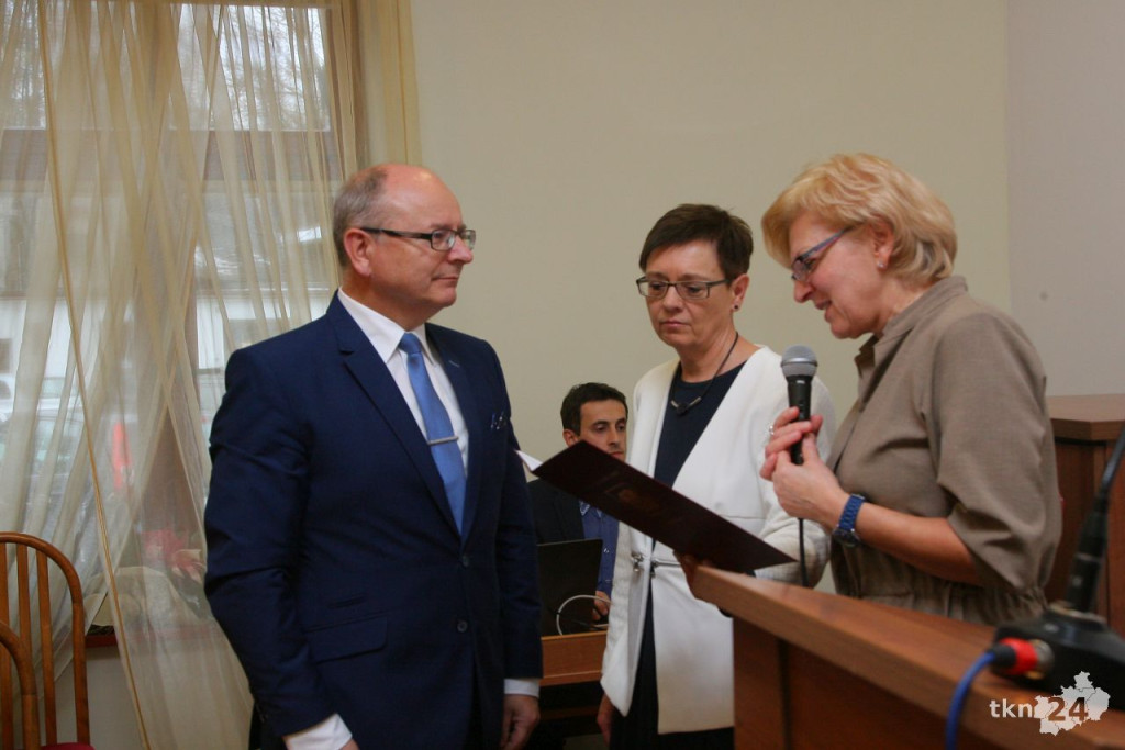 Relacja wideo: I sesja Rady Miasta i Gminy Końskie 2018-23