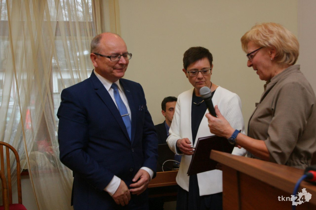 Relacja wideo: I sesja Rady Miasta i Gminy Końskie 2018-23