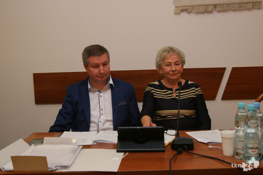 Relacja wideo: I sesja Rady Miasta i Gminy Końskie 2018-23