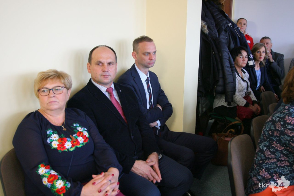 Na żywo: Kto będzie rządził powiatem koneckim? Andrzej Lenart nowym Starostą Koneckim!