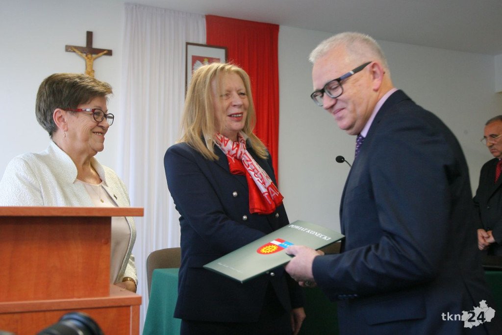 Na żywo: Kto będzie rządził powiatem koneckim? Andrzej Lenart nowym Starostą Koneckim!
