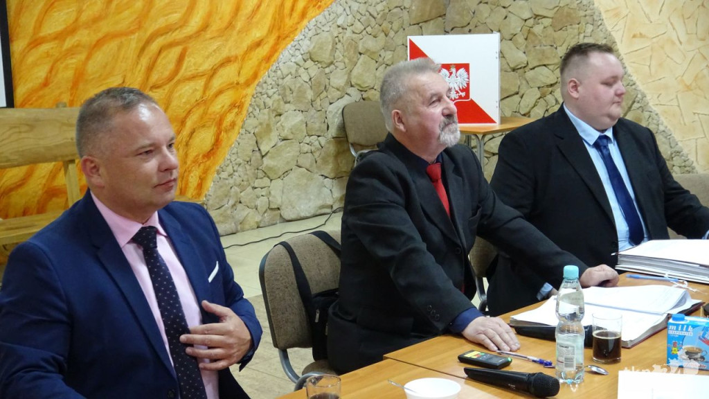 Relacja wideo: I sesja Rady Miasta i Gminy Radoszyce 2018-23
