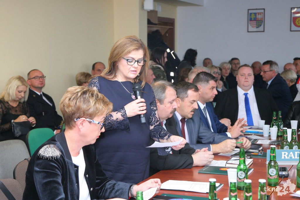 Na żywo: Kto będzie rządził powiatem koneckim? Andrzej Lenart nowym Starostą Koneckim!