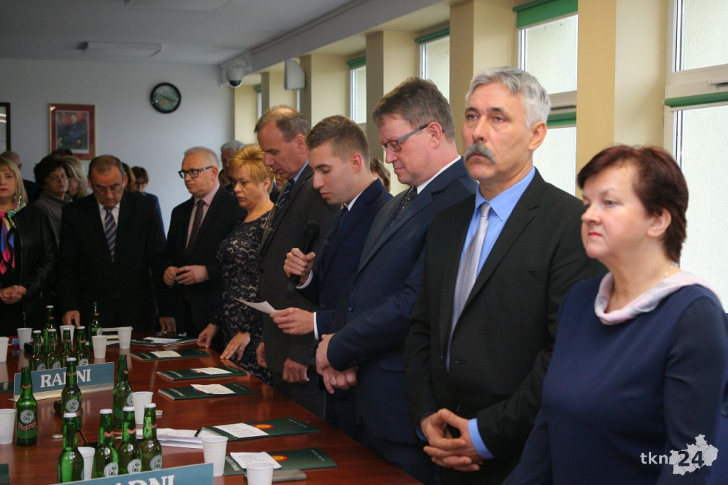 Na żywo: Kto będzie rządził powiatem koneckim? Andrzej Lenart nowym Starostą Koneckim!