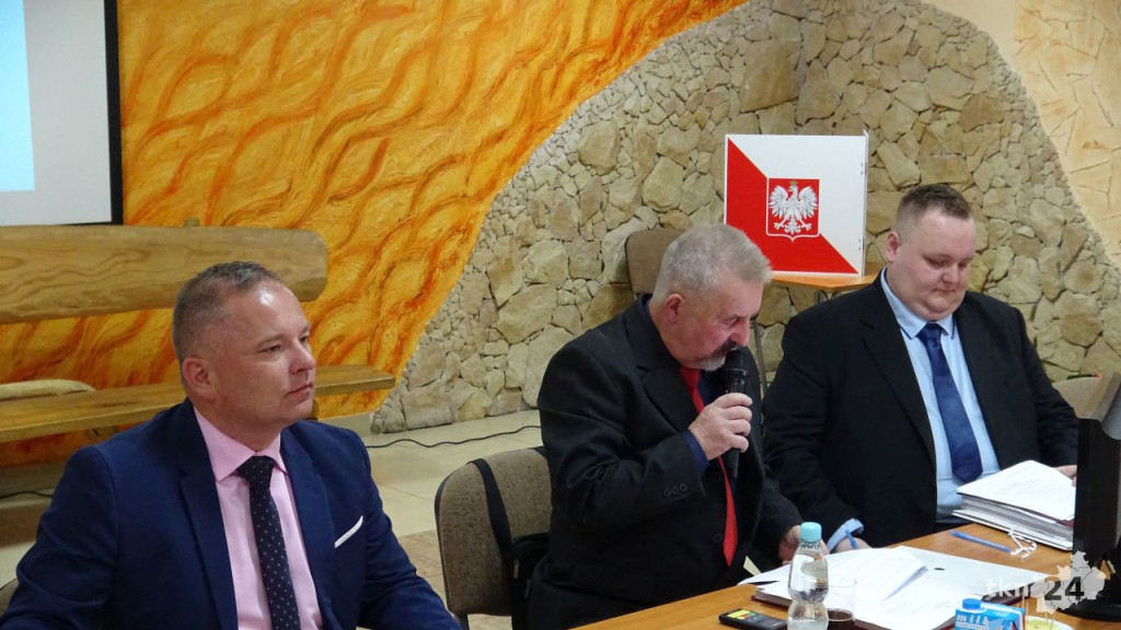 Relacja wideo: I sesja Rady Miasta i Gminy Radoszyce 2018-23