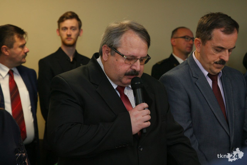 Na żywo: Kto będzie rządził powiatem koneckim? Andrzej Lenart nowym Starostą Koneckim!