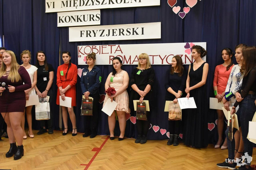 Młodzi fryzjerzy rywalizowali w międzyszkolnym konkursie [zdjęcia]