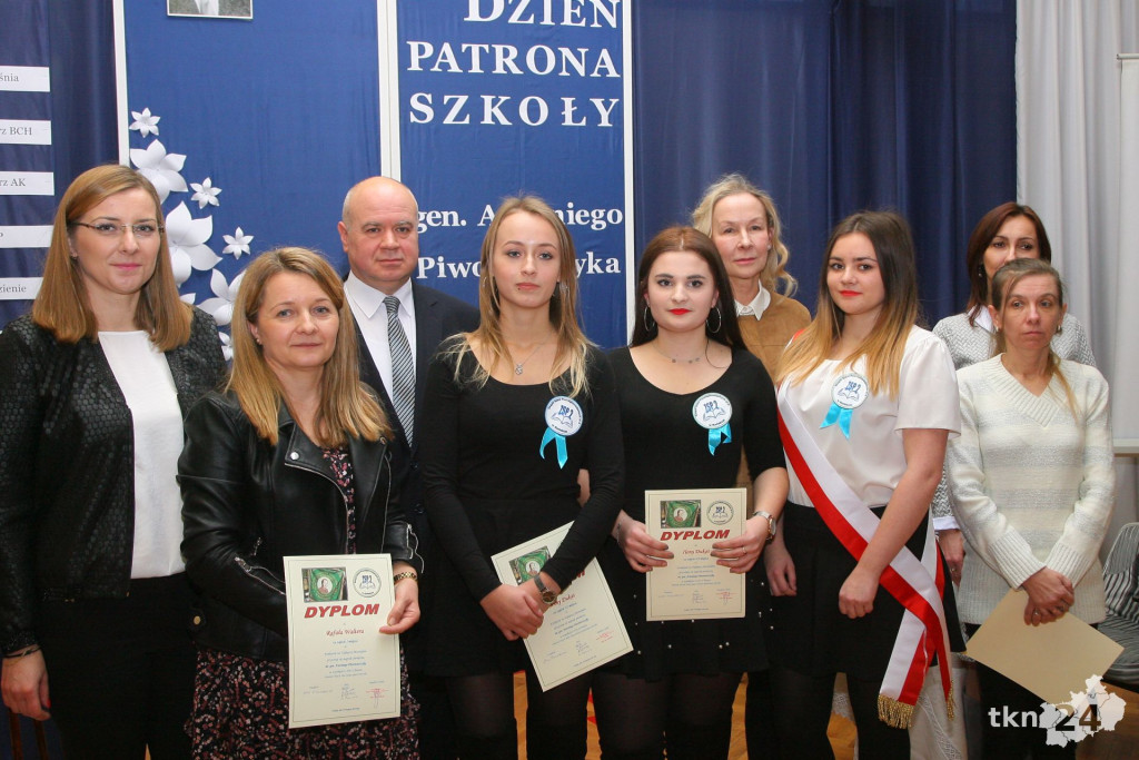 10 tysięcy złotych na najlepsze biznesplany z okazji Dnia Patrona [wideo, zdjęcia]